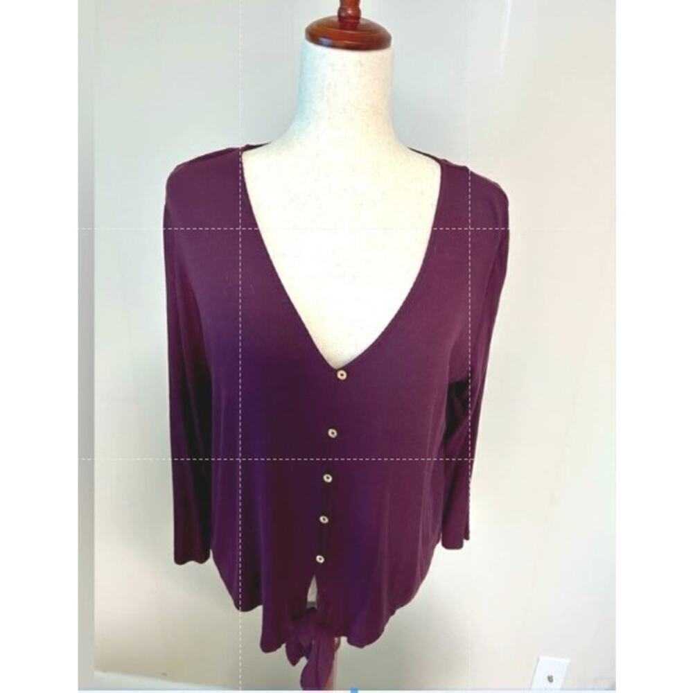 Michael Kors V Neck blouse